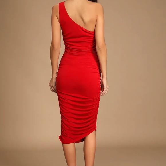 Lulus Red Ruched One-Shoulder Bodycon Midi Dress - Picture 5 of 8